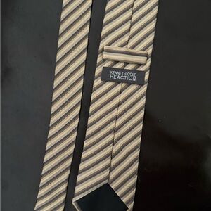 Kenneth Cole Reaction Beige and Brown Striped Tie